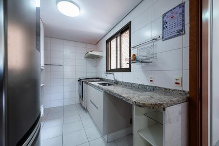 Apartamento para alugar com 132m², 3 quartos e 2 vagas