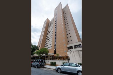 Apartamento para alugar com 132m², 3 quartos e 2 vagas