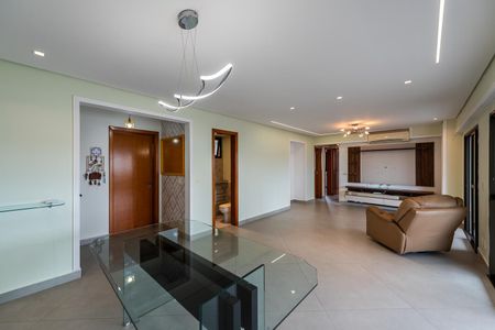 Apartamento para alugar com 132m², 3 quartos e 2 vagas