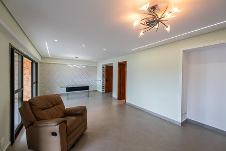 Apartamento para alugar com 132m², 3 quartos e 2 vagas