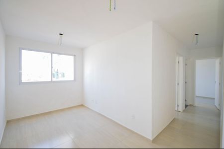 Sala de apartamento para alugar com 2 quartos, 45m² em Vila Nova Bonsucesso, Guarulhos