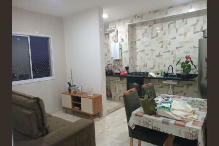 Sala de apartamento para alugar com 2 quartos, 46m² em Tanquinho, Ferraz de Vasconcelos