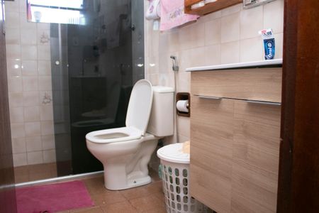 Casa à venda com 250m², 3 quartos e 4 vagasBanheiro Social