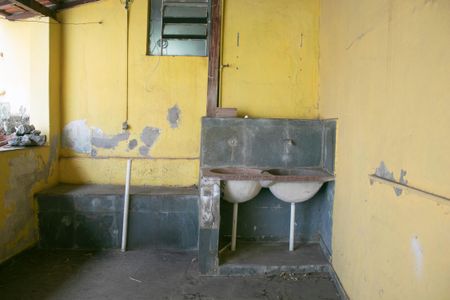 Casa à venda com 250m², 3 quartos e 4 vagasÁrea de Serviço