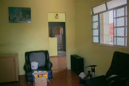 Casa à venda com 250m², 3 quartos e 4 vagasSala