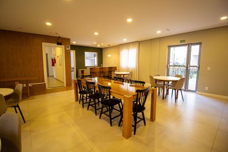 Apartamento para alugar com 30m², 1 quarto e sem vagaÁrea Comum - Salão de Festas