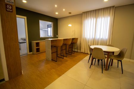 Apartamento para alugar com 30m², 1 quarto e sem vagaÁrea Comum - Salão de Festas