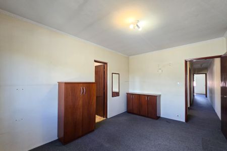 Casa à venda com 163m², 3 quartos e 2 vagasSuíte