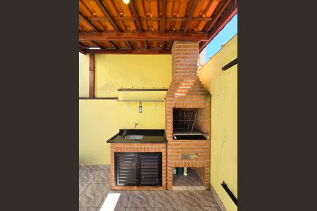 Casa à venda com 163m², 3 quartos e 2 vagasÁrea  - Churrasqueira