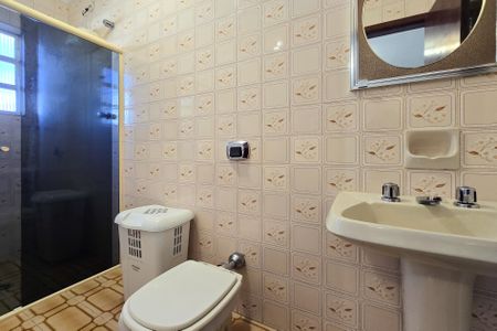 Casa à venda com 163m², 3 quartos e 2 vagasBanheiro - Suíte 