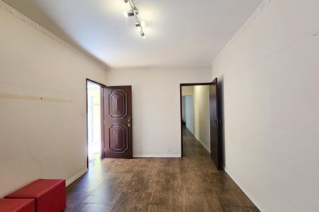Casa à venda com 163m², 3 quartos e 2 vagasSala