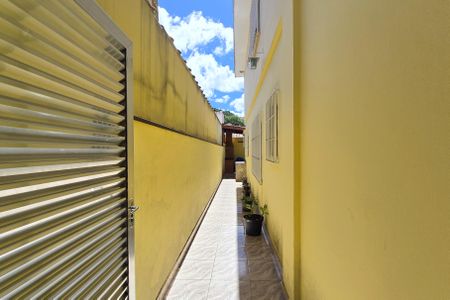 Casa à venda com 163m², 3 quartos e 2 vagasQuintal