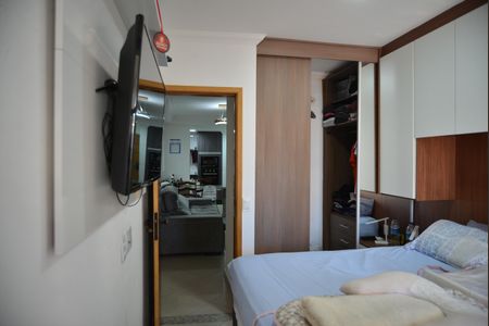 Apartamento à venda com 114m², 2 quartos e 2 vagasQuarto Suíte