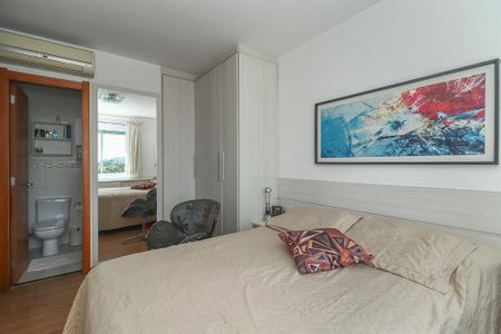 Apartamento à venda com 65m², 2 quartos e 2 vagasQuarto Suíte