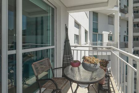 Varanda da Sala de apartamento à venda com 2 quartos, 65m² em Jardim Europa, Porto Alegre