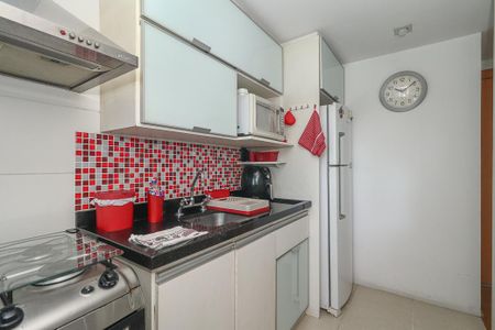 Apartamento à venda com 65m², 2 quartos e 2 vagasCozinha