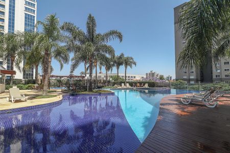 Apartamento à venda com 65m², 2 quartos e 2 vagasÁrea comum - Piscina