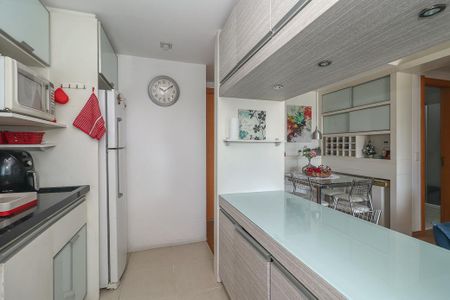 Apartamento à venda com 65m², 2 quartos e 2 vagasCozinha