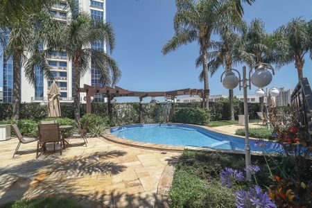 Apartamento à venda com 65m², 2 quartos e 2 vagasÁrea comum - Piscina