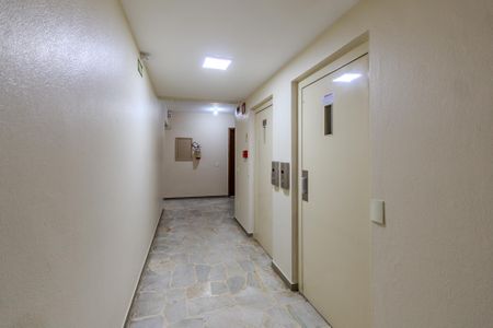 Studio à venda com 30m², 1 quarto e sem vaga Studio à venda com 30m², 1 quarto e sem vagaÁrea comum