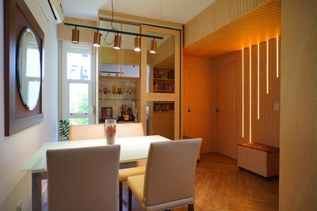 Apartamento à venda com 74m², 2 quartos e 1 vaga Apartamento à venda com 74m², 2 quartos e 1 vagaSala de Jantar