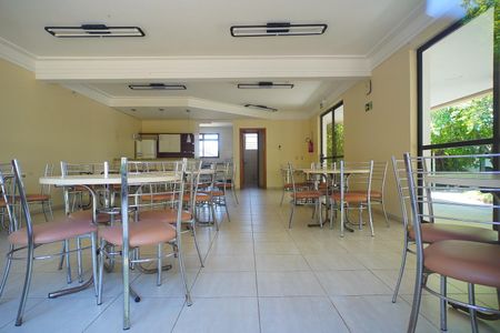 Apartamento à venda com 74m², 2 quartos e 1 vaga Apartamento à venda com 74m², 2 quartos e 1 vagaÁrea comum - Salão de festas