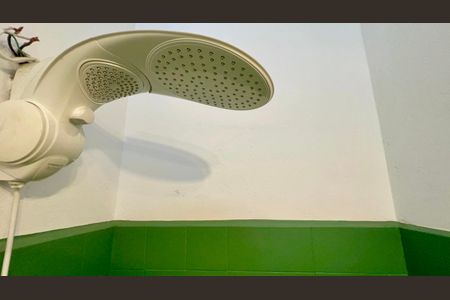 Casa para alugar com 120m², 2 quartos e 1 vagaBanheiro