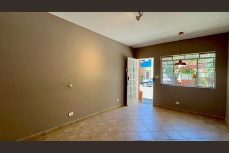 Casa para alugar com 120m², 2 quartos e 1 vagaSala