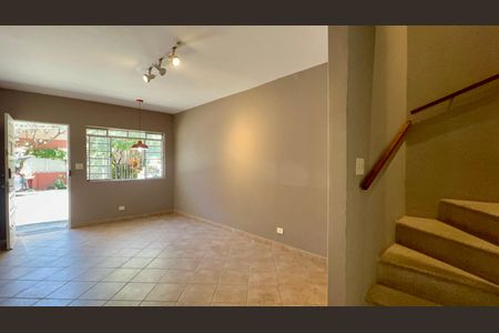 Sala de casa para alugar com 2 quartos, 120m² em Pinheiros, São Paulo