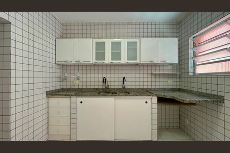 Casa para alugar com 120m², 2 quartos e 1 vagaCozinha