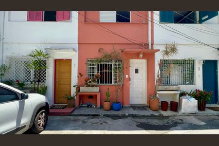 Fachada de casa para alugar com 2 quartos, 120m² em Pinheiros, São Paulo