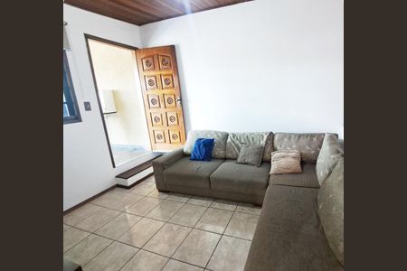 Casa à venda com 226m², 5 quartos e 3 vagas Casa à venda com 226m², 5 quartos e 3 vagasSala - Casa 2