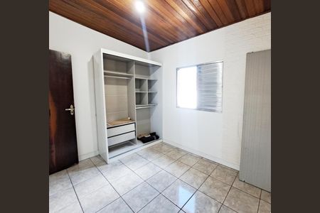 Casa à venda com 226m², 5 quartos e 3 vagas Casa à venda com 226m², 5 quartos e 3 vagasQuarto 4 - Casa 2