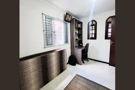 Casa para alugar com 65m², 3 quartos e 2 vagas Casa para alugar com 65m², 3 quartos e 2 vagasQuarto 1