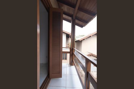 Casa à venda com 130m², 2 quartos e 1 vaga