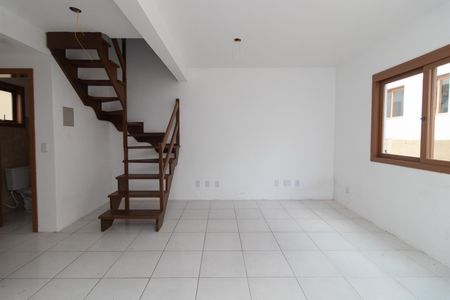 Casa à venda com 130m², 2 quartos e 1 vaga