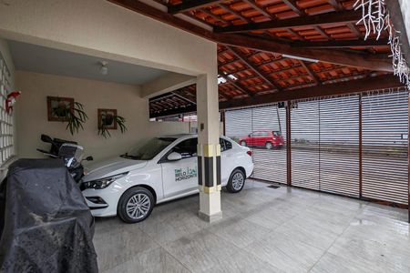 Casa à venda com 180m², 3 quartos e 3 vagasGaragem
