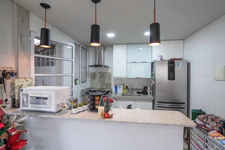 Casa à venda com 180m², 3 quartos e 3 vagasCozinha