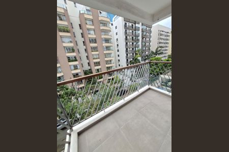 Apartamento à venda com 90m², 3 quartos e 1 vagaFoto 03