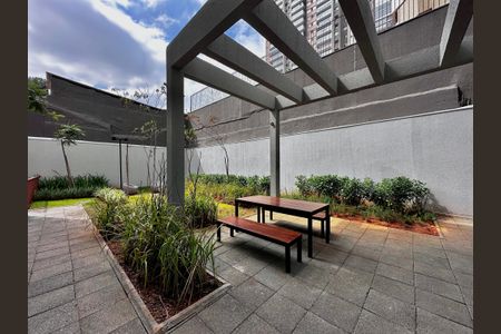 Studio para alugar com 37m², 0 quarto e sem vaga Studio para alugar com 37m², 0 quarto e sem vagaChurrasqueira