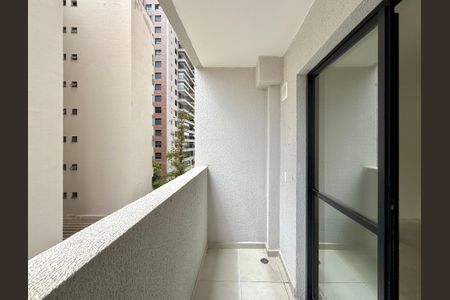 Studio para alugar com 37m², 0 quarto e sem vaga Studio para alugar com 37m², 0 quarto e sem vagaSacada