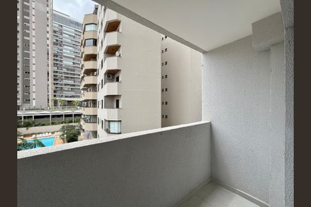 Studio para alugar com 37m², 0 quarto e sem vaga Studio para alugar com 37m², 0 quarto e sem vagaSacada