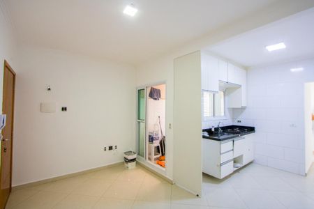 Sala de apartamento para alugar com 2 quartos, 42m² em Jardim Las Vegas, Santo André