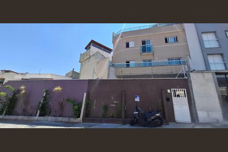 Apartamento para alugar com 42m², 2 quartos e 1 vaga Apartamento para alugar com 42m², 2 quartos e 1 vagaFachada