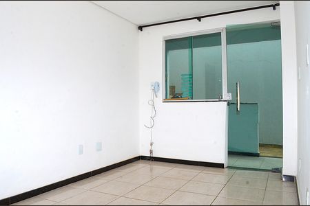 Sala de apartamento para alugar com 2 quartos, 50m² em Nazare, Belo Horizonte
