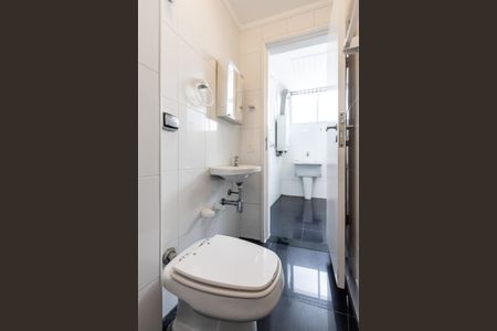 Apartamento à venda com 137m², 4 quartos e 2 vagasBanheiro de Serviço