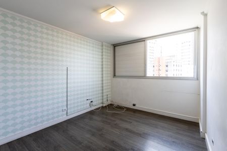 Apartamento à venda com 137m², 4 quartos e 2 vagasQuarto 2