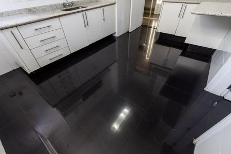 Apartamento à venda com 137m², 4 quartos e 2 vagasCozinha