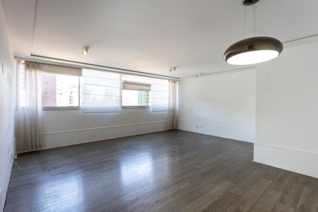 Apartamento à venda com 137m², 4 quartos e 2 vagasSala