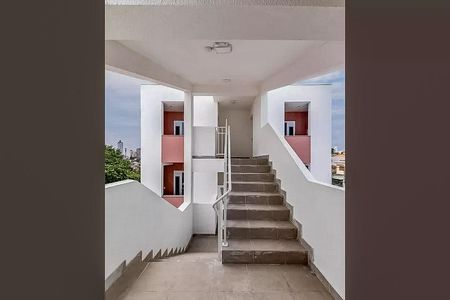 Studio à venda com 40m², 1 quarto e sem vaga Studio à venda com 40m², 1 quarto e sem vagaEscada de acesso